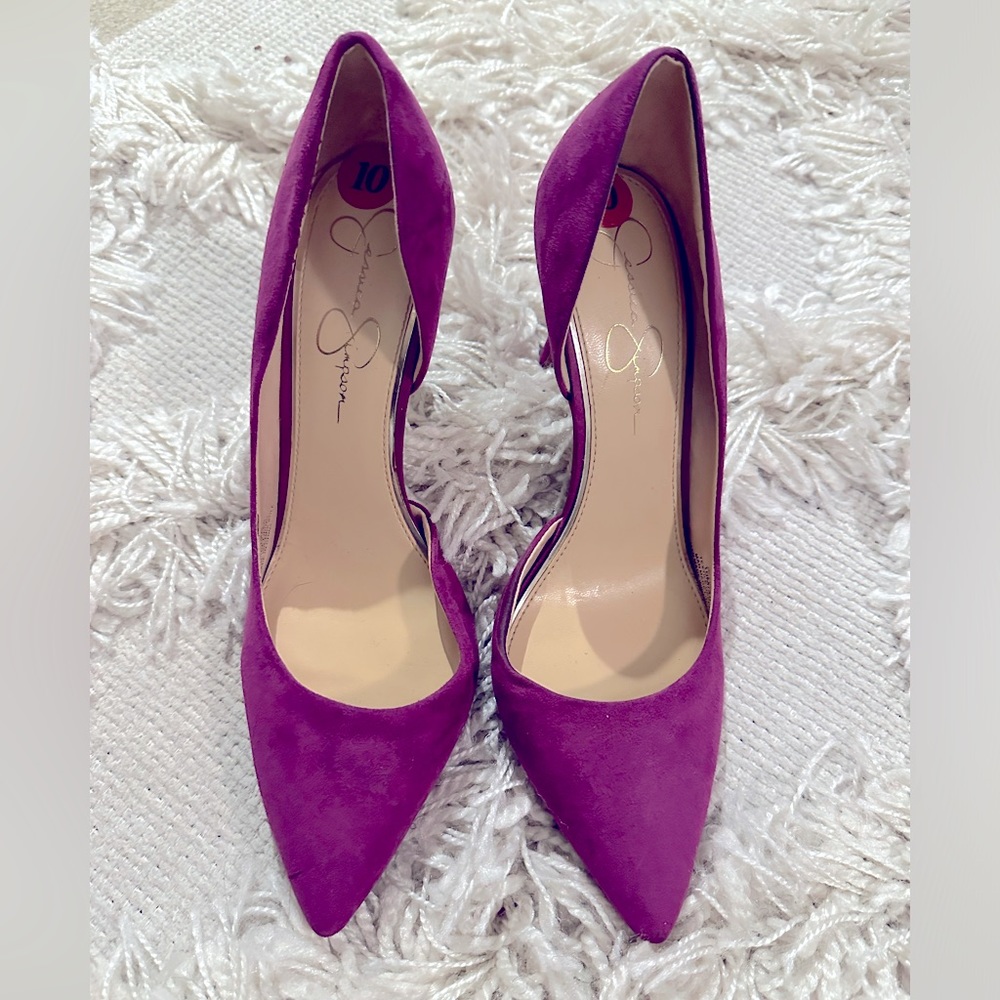 Orchid Jessica Simpson velvet pump